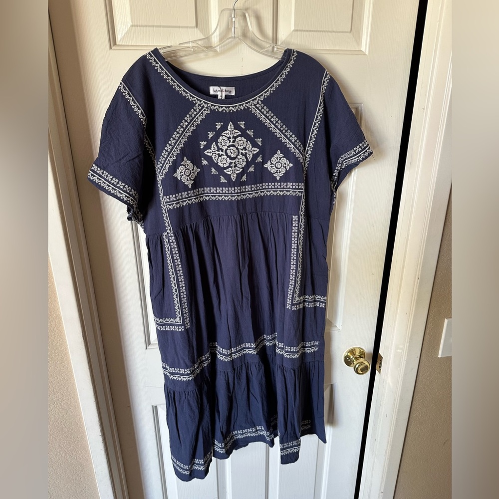 Wren & Ivory echo embroidered midi sz XL